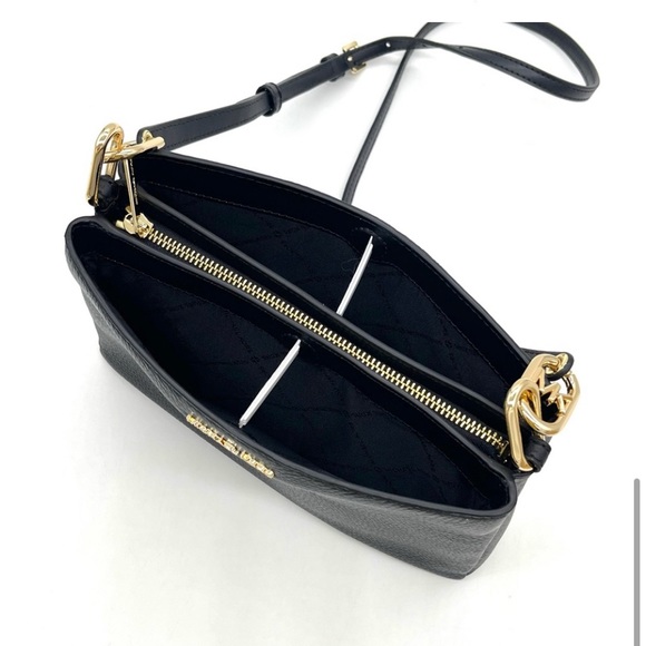 Nwt Michael Kors black gold leather Trisha medium crossbody 3 compartment zip - Picture 2 of 11